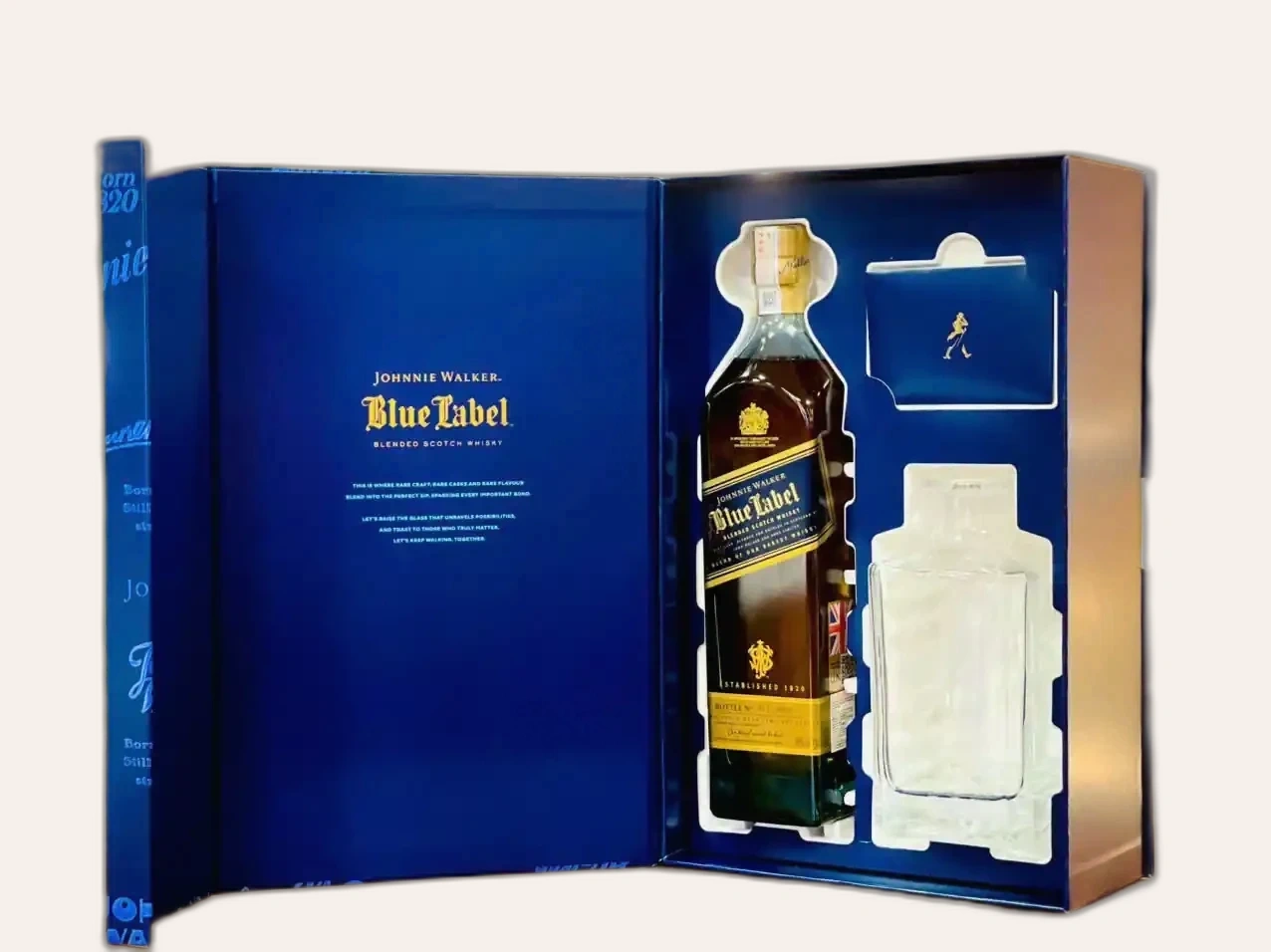 Johnnie Walker Blue Label Hộp Quà Tết 2026 Chất Lượng