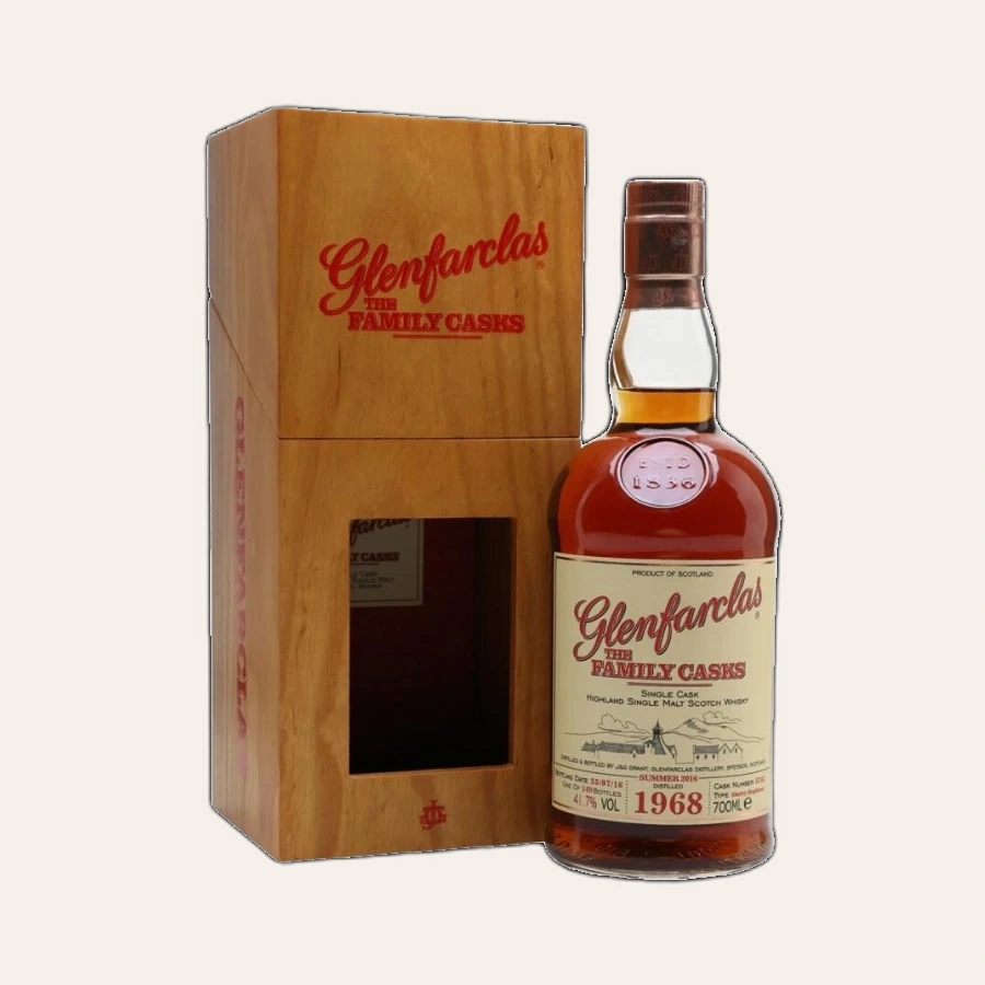 Rượu Whisky Glenfarclas 47 Year Old Family Casks 1968
