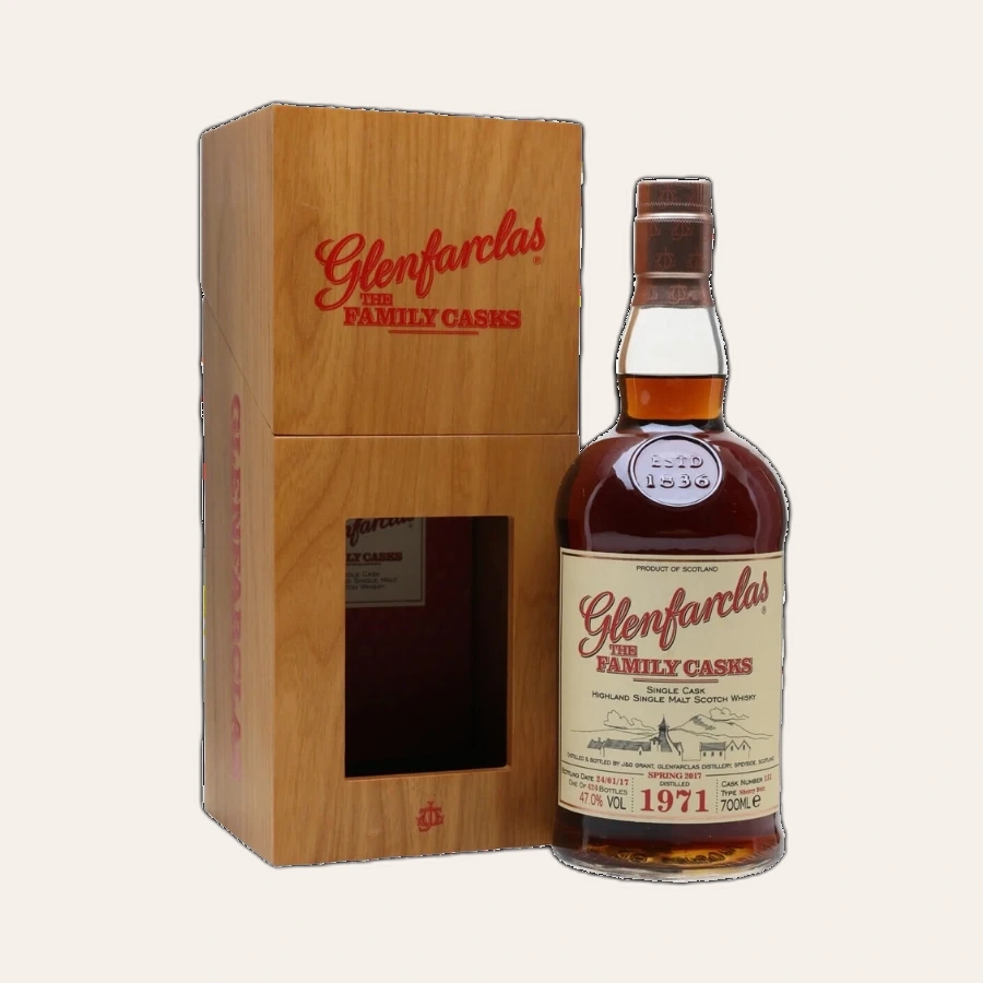 Rượu Whisky Glenfarclas 45 Year Old Family Casks 1971