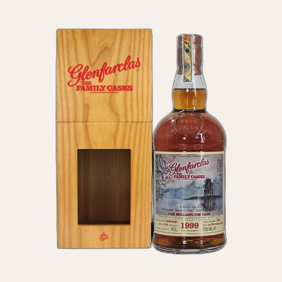 Rượu Whisky Glenfarclas 1999 Family Cask: Hồ Hoàn Kiếm