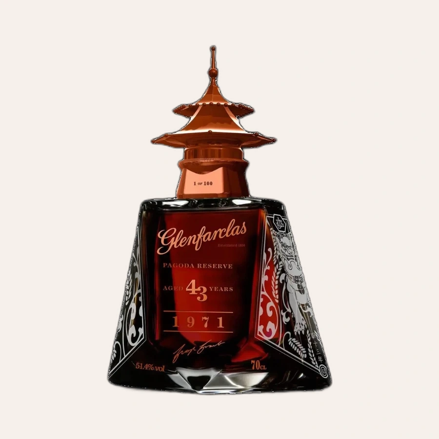 Rượu Whisky Glenfarclas 43 Year Old Pagoda Reserve Brass 1971
