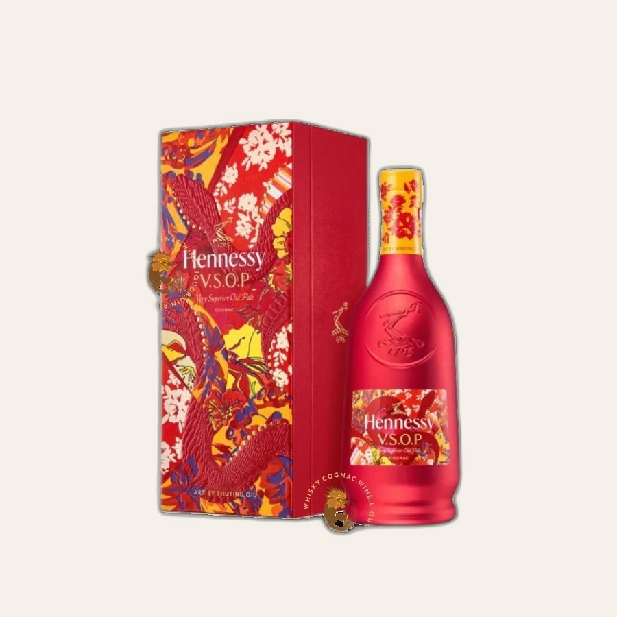 Rượu Cognac Hennessy VSOP Limited Edition Phiên Bản Hộp Quà Tết Ất Tỵ 2025