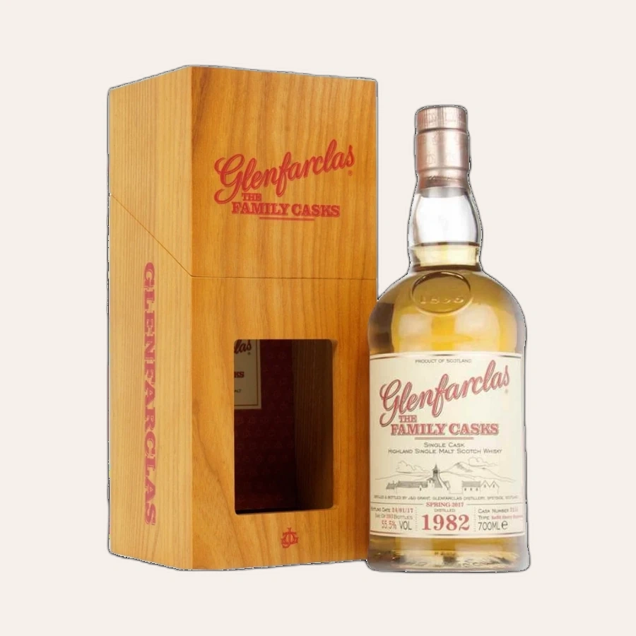 Rượu Whisky Glenfarclas 35 Year Old Family Cask 1982