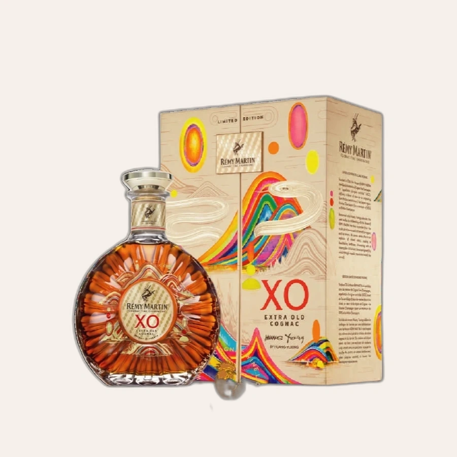 Rượu Cognac Remy Martin XO Phiên Bản Hộp Quà Tết 2025