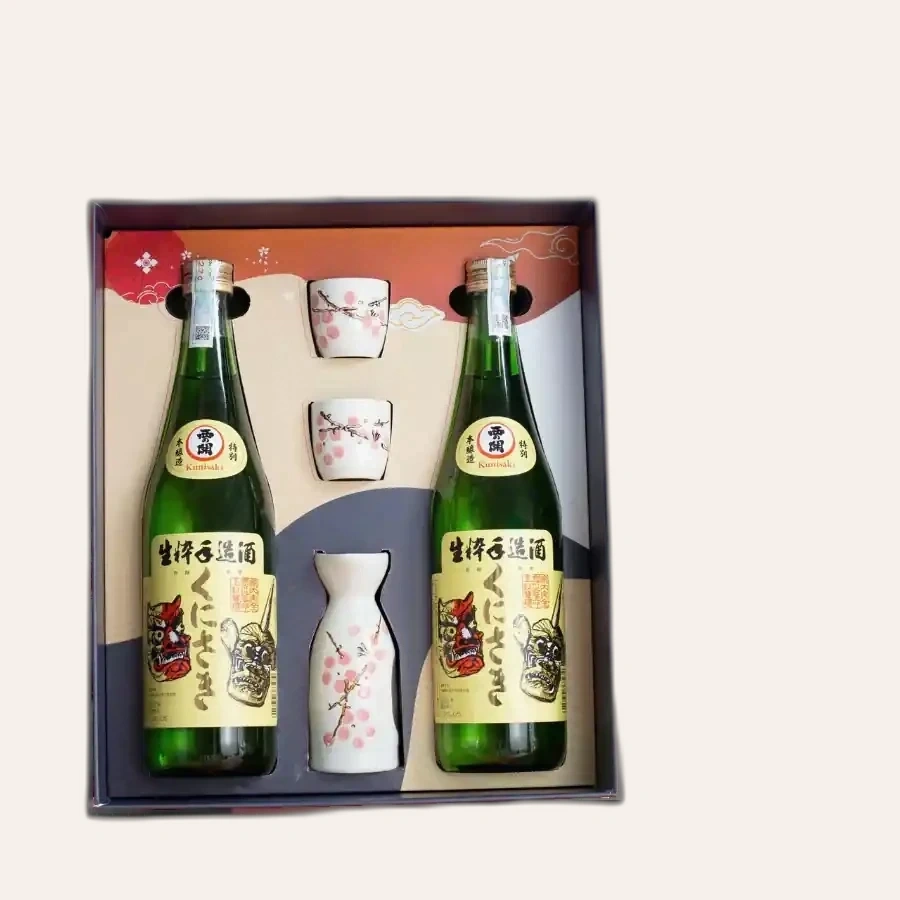Rượu Sake Nhật Nishinoseki Tokubetsu Kunisaki Hộp Quà Tết 2026 Set Daruma