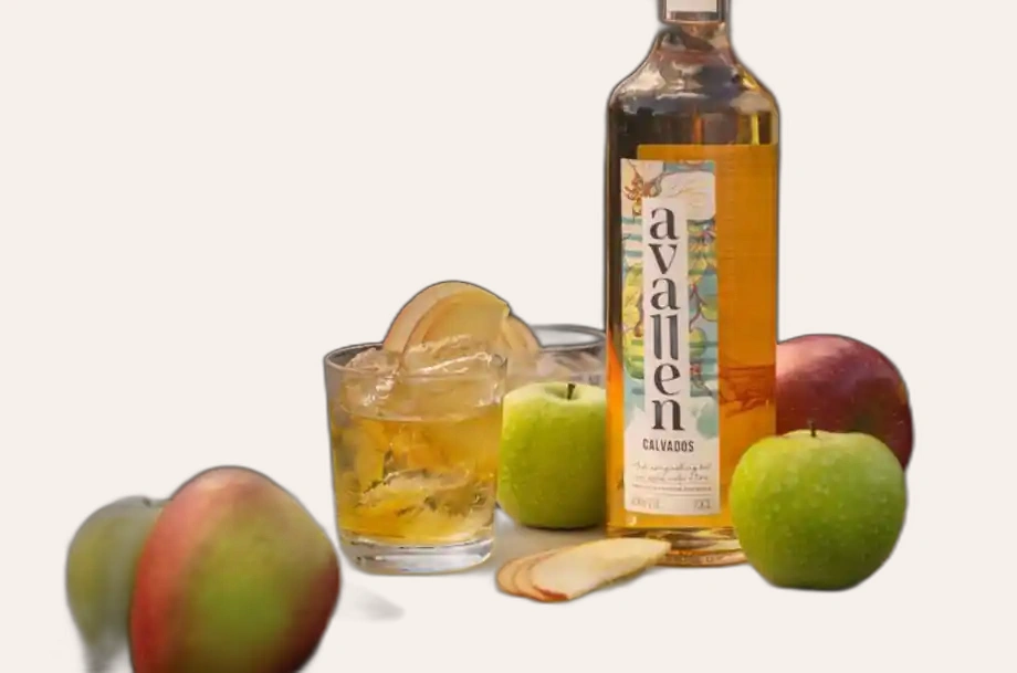 Tất Tần Tật Về Calvados: Hướng Dẫn Tìm Hiểu Rượu Brandy Táo Nổi Tiếng Của Pháp