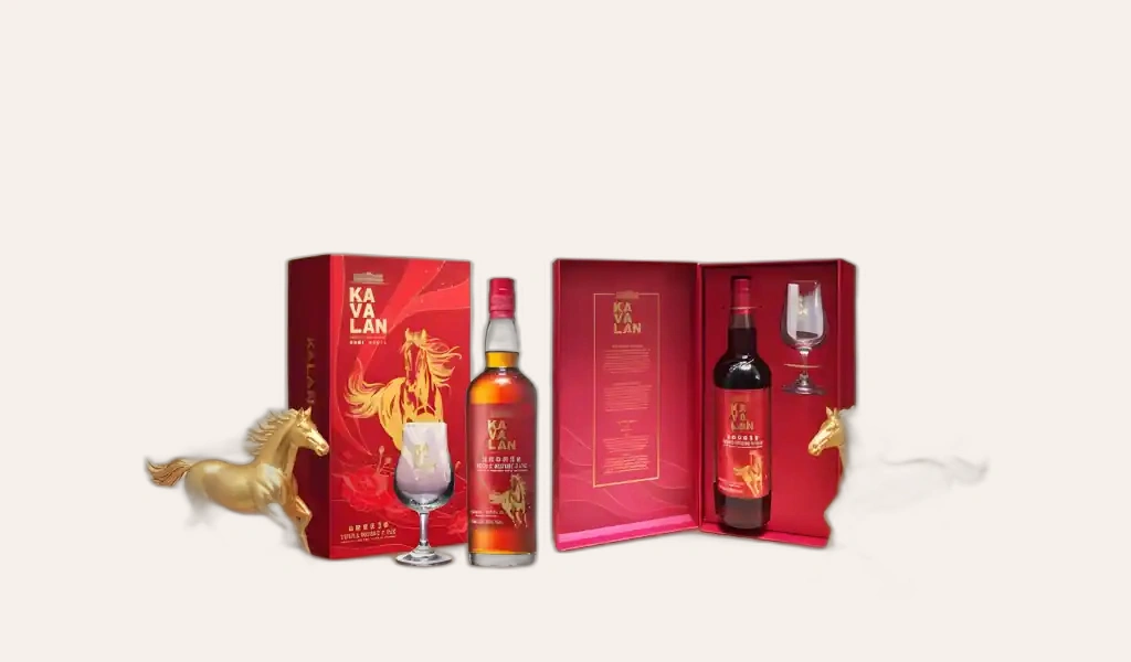 Sắc Đỏ Rực Rỡ Của Rượu Tết 2026 Kavalan Hộp Quà Đặc Biệt