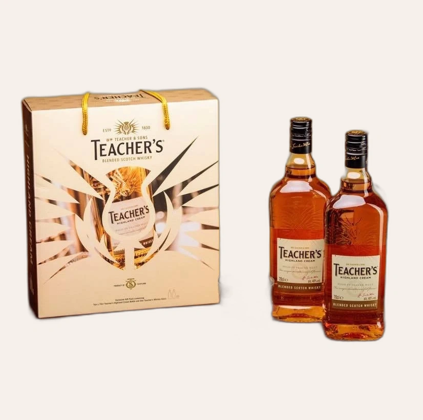 Rượu Whisky Teacher's Whisky Phiên Bản Tết 2022 2 Chai 700ml