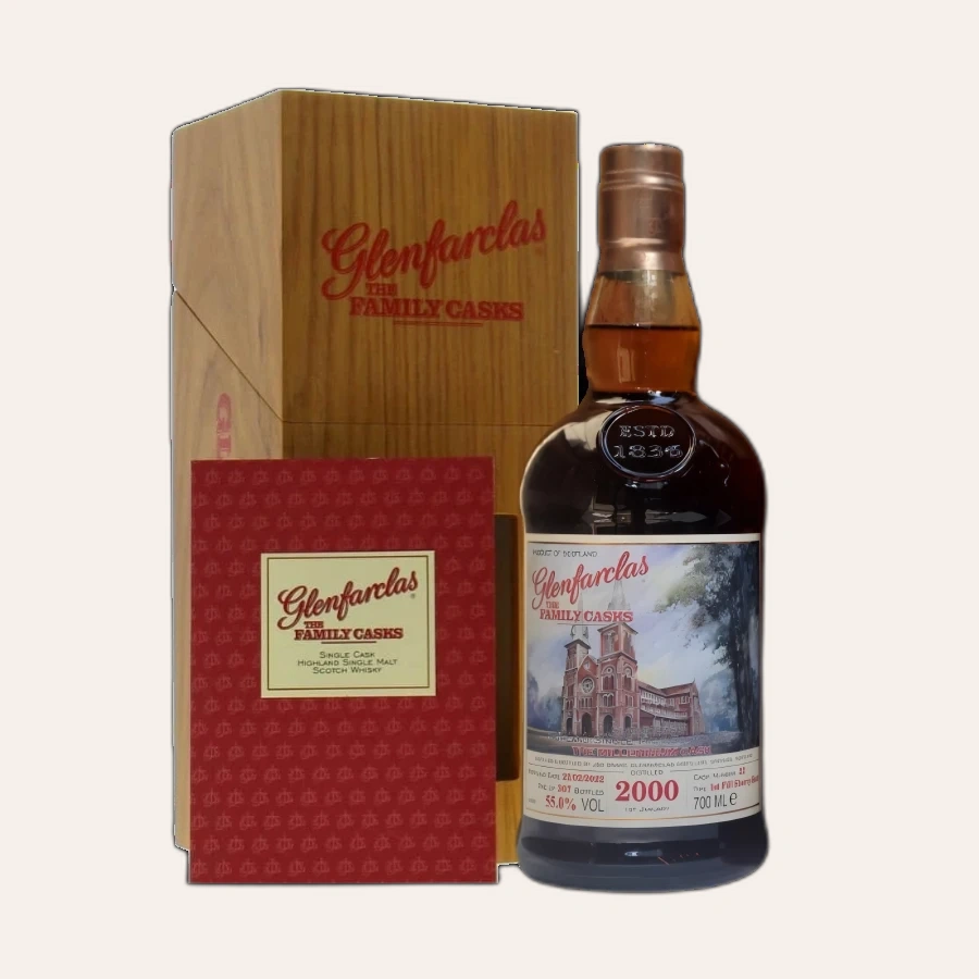 Rượu Whisky Glenfarclas 2000 Family Cask: Nhà Thờ Đức Bà