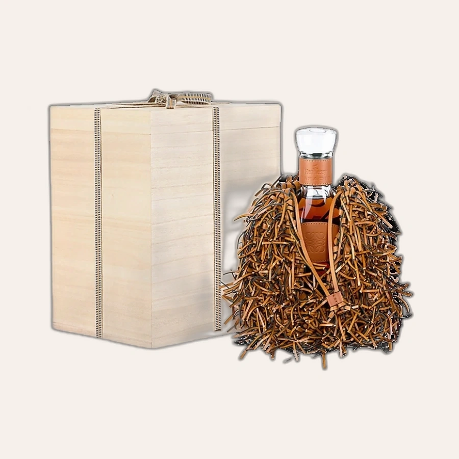 Rượu Cognac Hennessy Paradis x Loewe Limited Edition