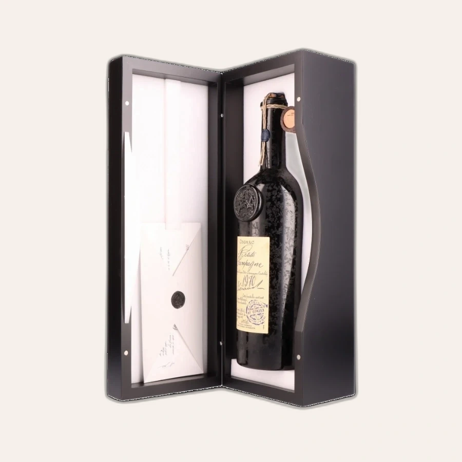 Rượu Cognac Petite Champagne 1970