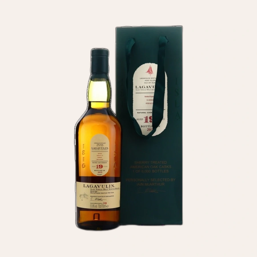 Rượu Whisky Lagavulin 19 Year Old