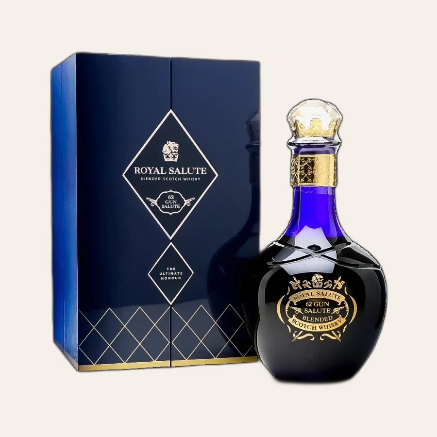 Rượu Whisky Royal Salute 62 Gun Salute ( Chivas 62 )